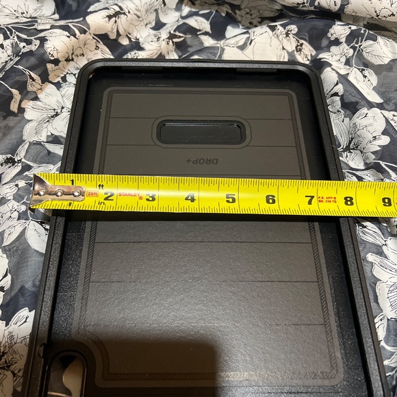 OTTERBOX-Defender Series Case for iPad 10th Gen - NWT - Picture 9 of 9